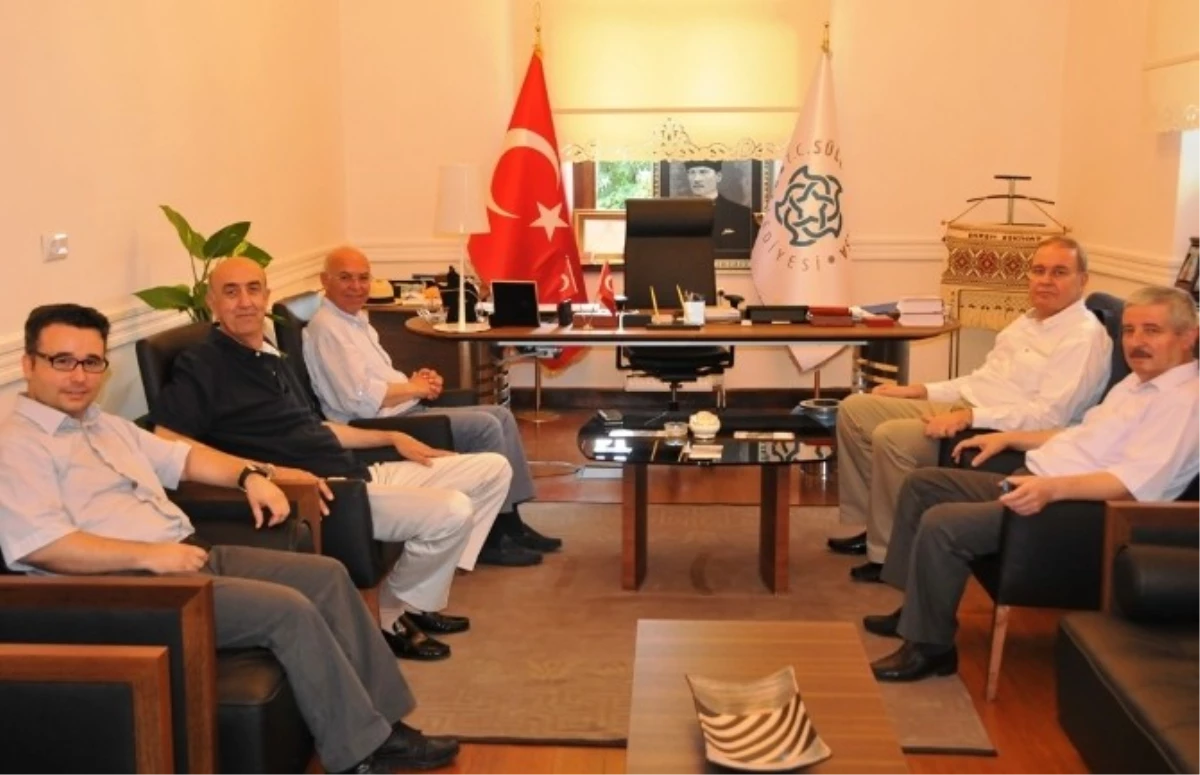 CHP Genel Başkan Yardımcısı Öztrak\'tan Süleymanpaşa Belediye Başkanı Eşkinat\'a Ziyaret