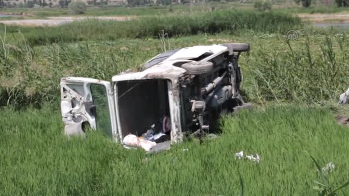Minibüs Takla Attı: 1 Ölü, 3 Yaralı
