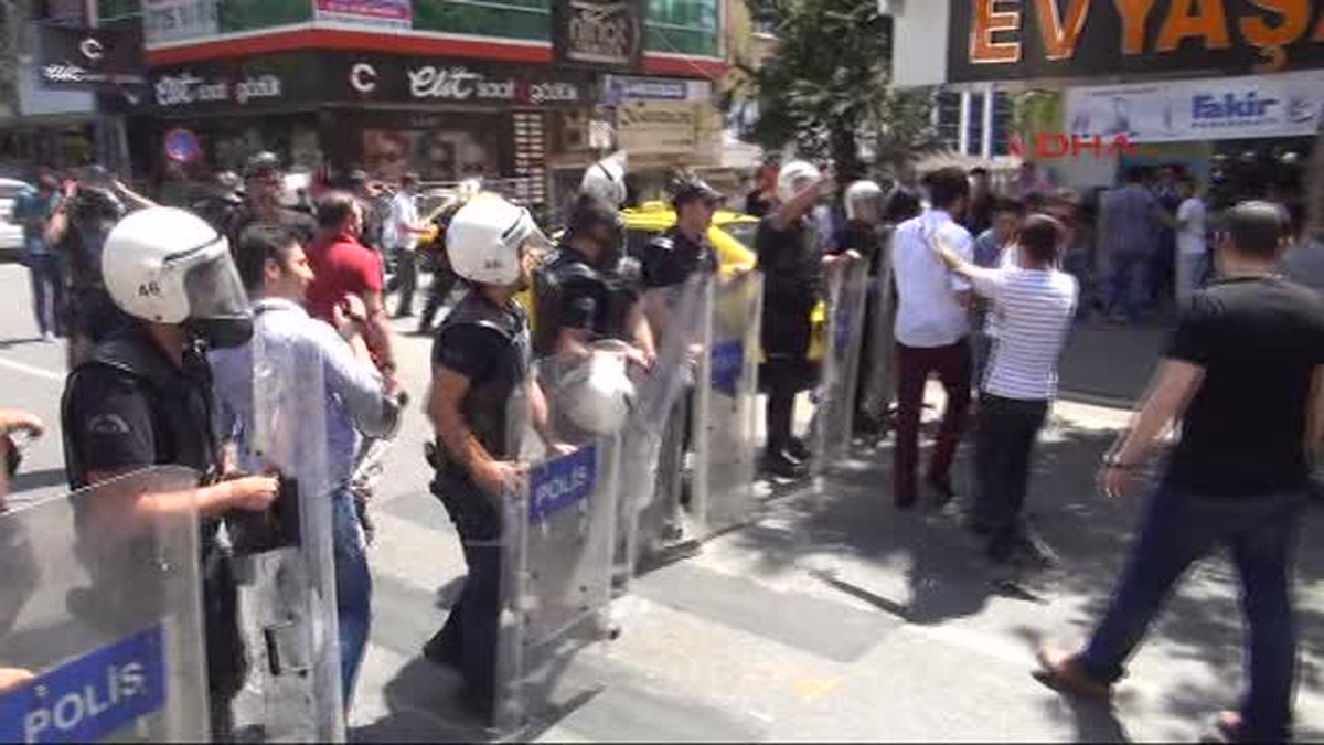 Kahramanmaraş\'ta \'Suriyeli İstemiyoruz\' Eylemi
