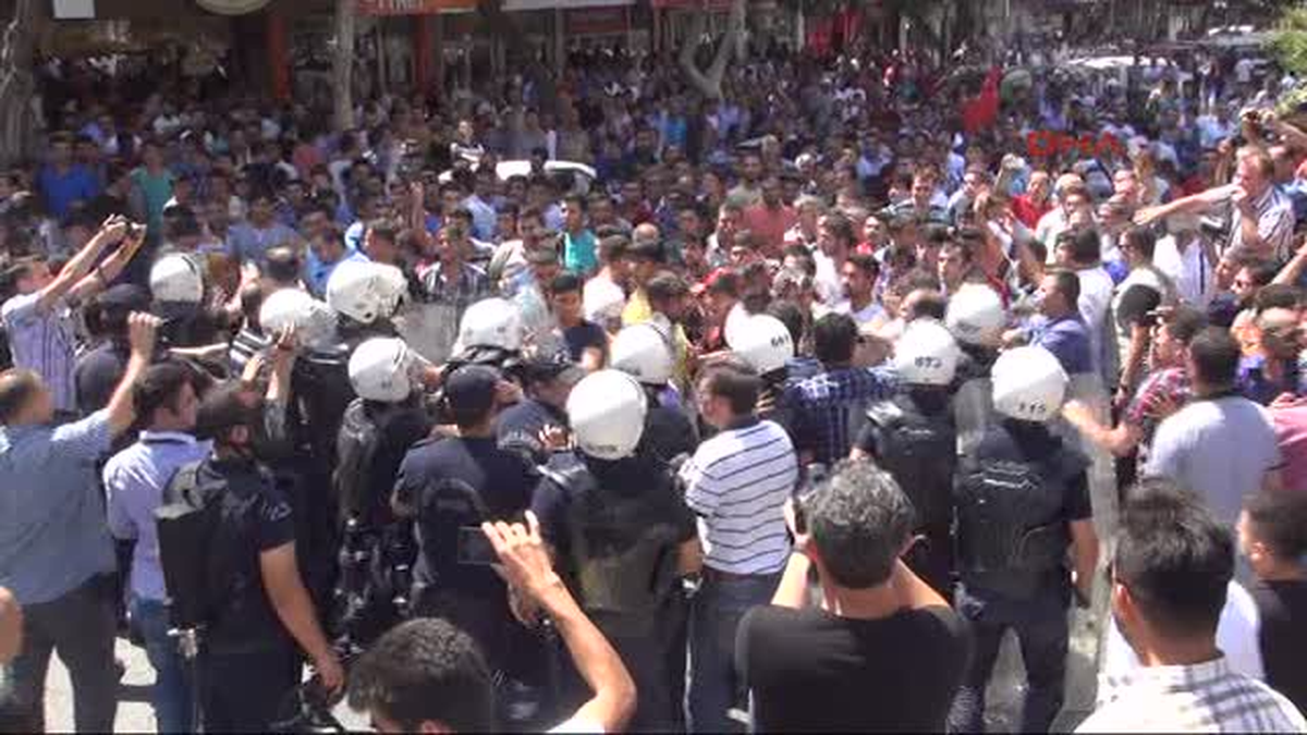 Kahramanmaraş\'ta \'Suriyeli İstemiyoruz\' Eylemi