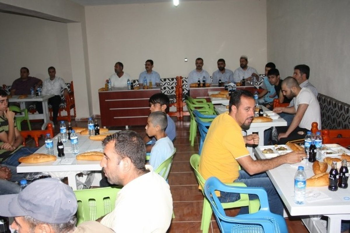 Kaymakam Kattaş Mahalle Sakinleri ile İftarda Buluştu