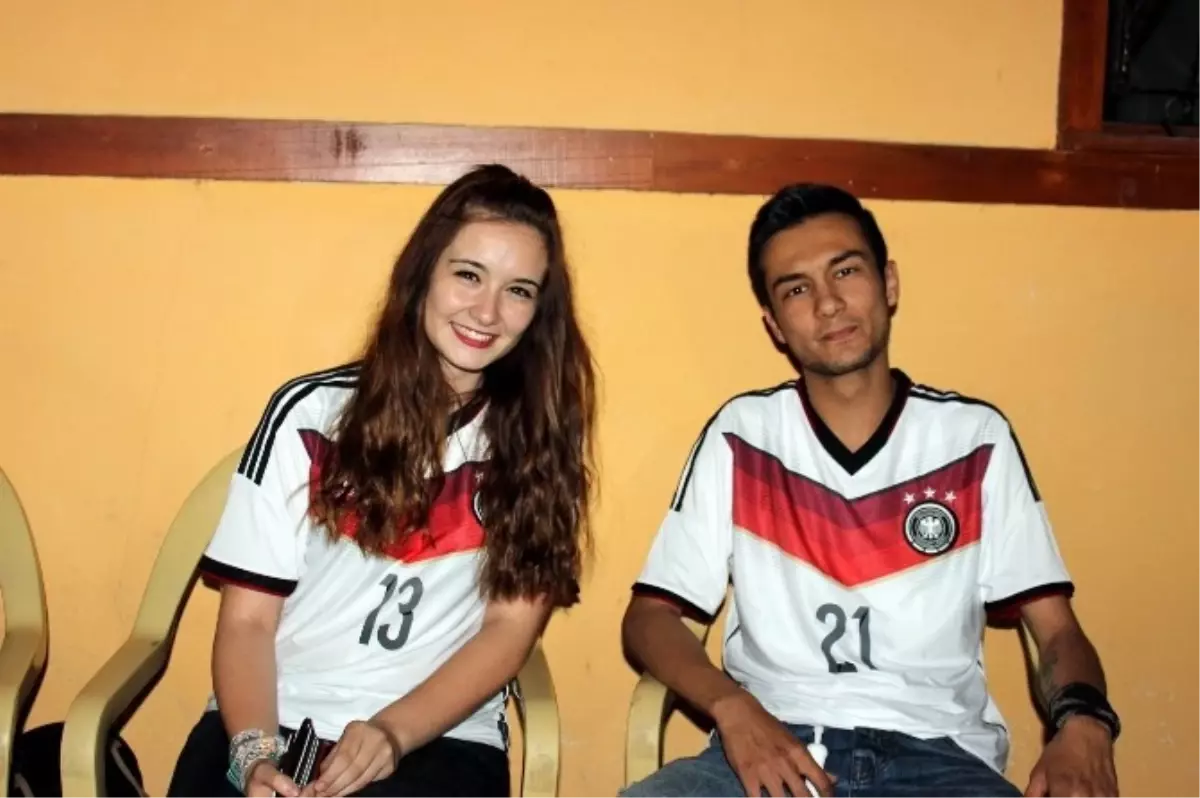 Kilometrelerce Ötede Dünya Kupası Keyfi