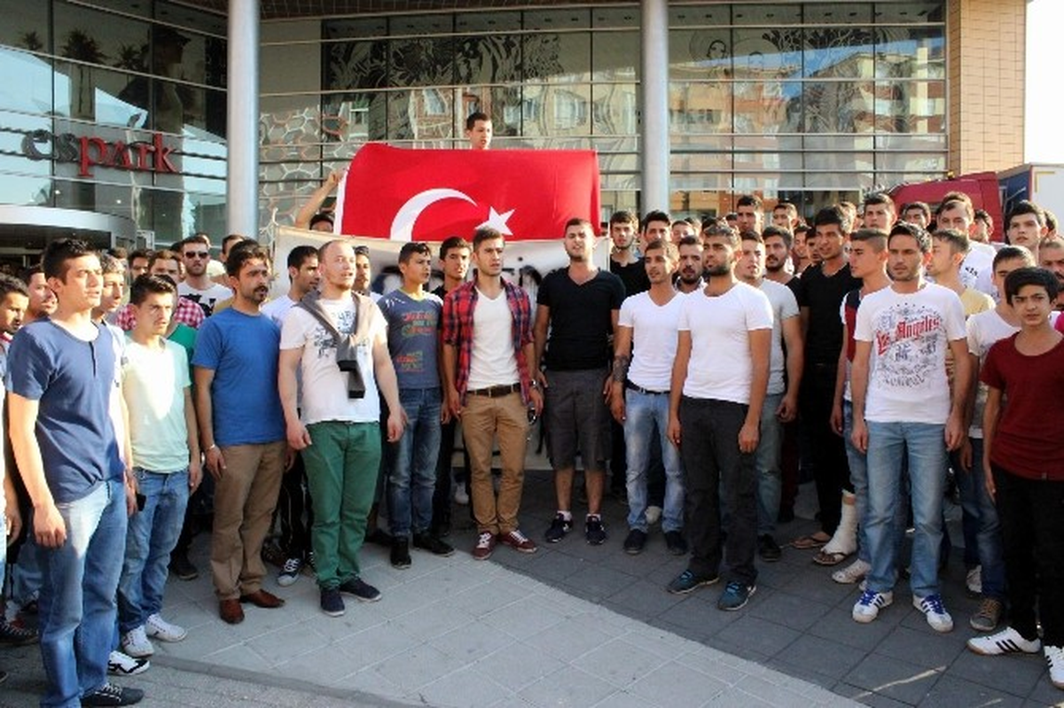 Modifiye Tutkunlarından Trafik Cezası Protestosu