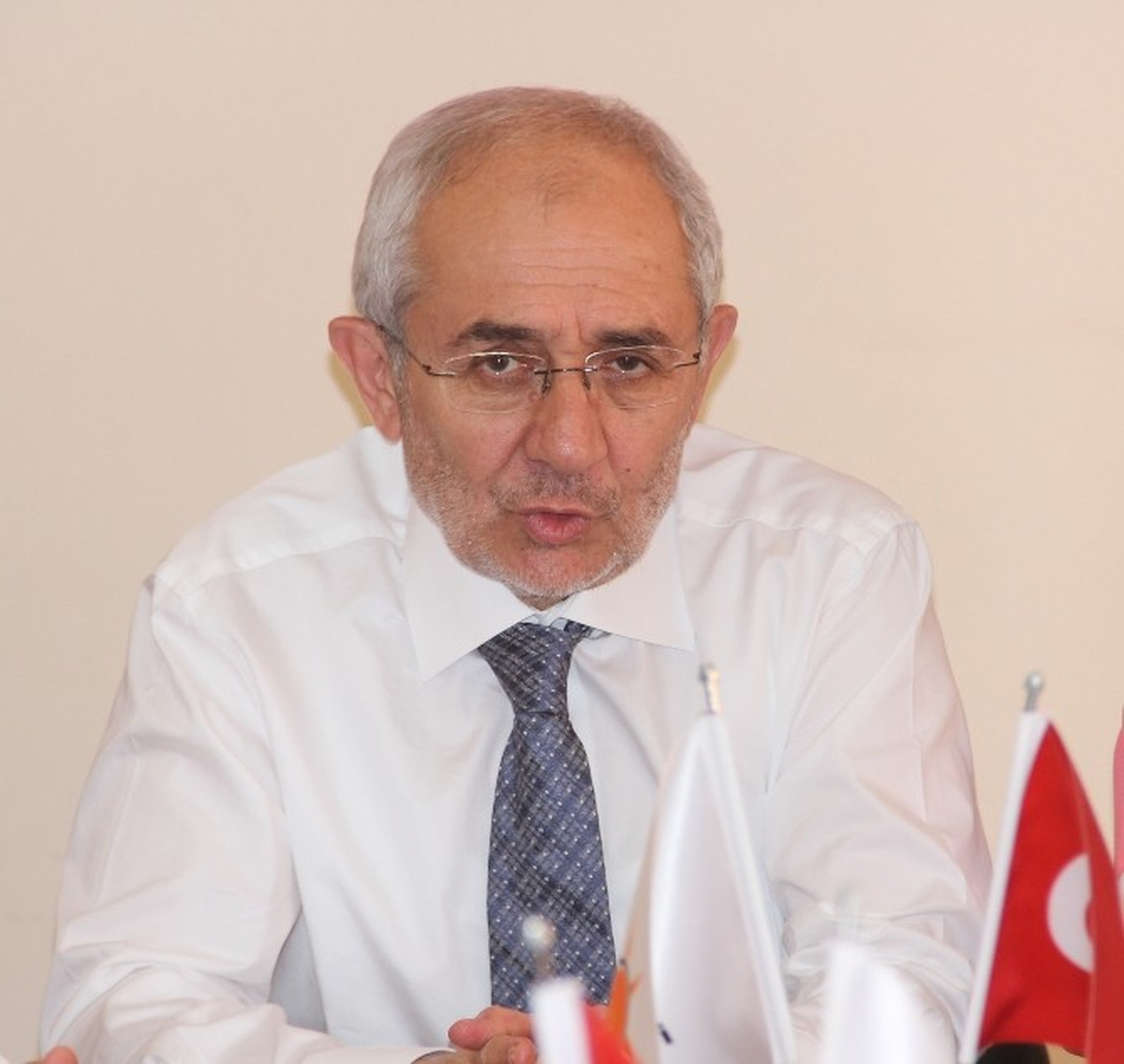 AK Parti\'li Erdem\'den "2015\'de Çifte Seçim Yapılacağı" İddialarına Cevap