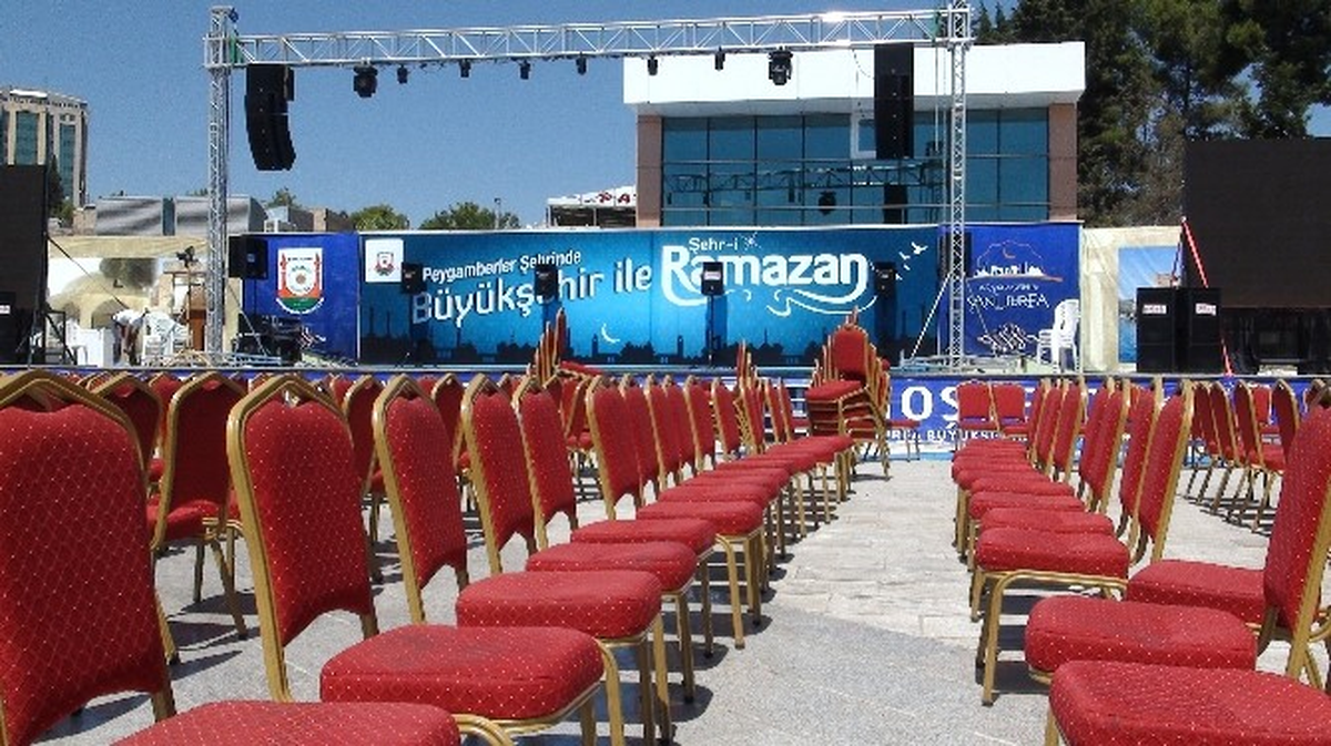 Şanlıurfa\'da Başbakan Erdoğan Heyecanı