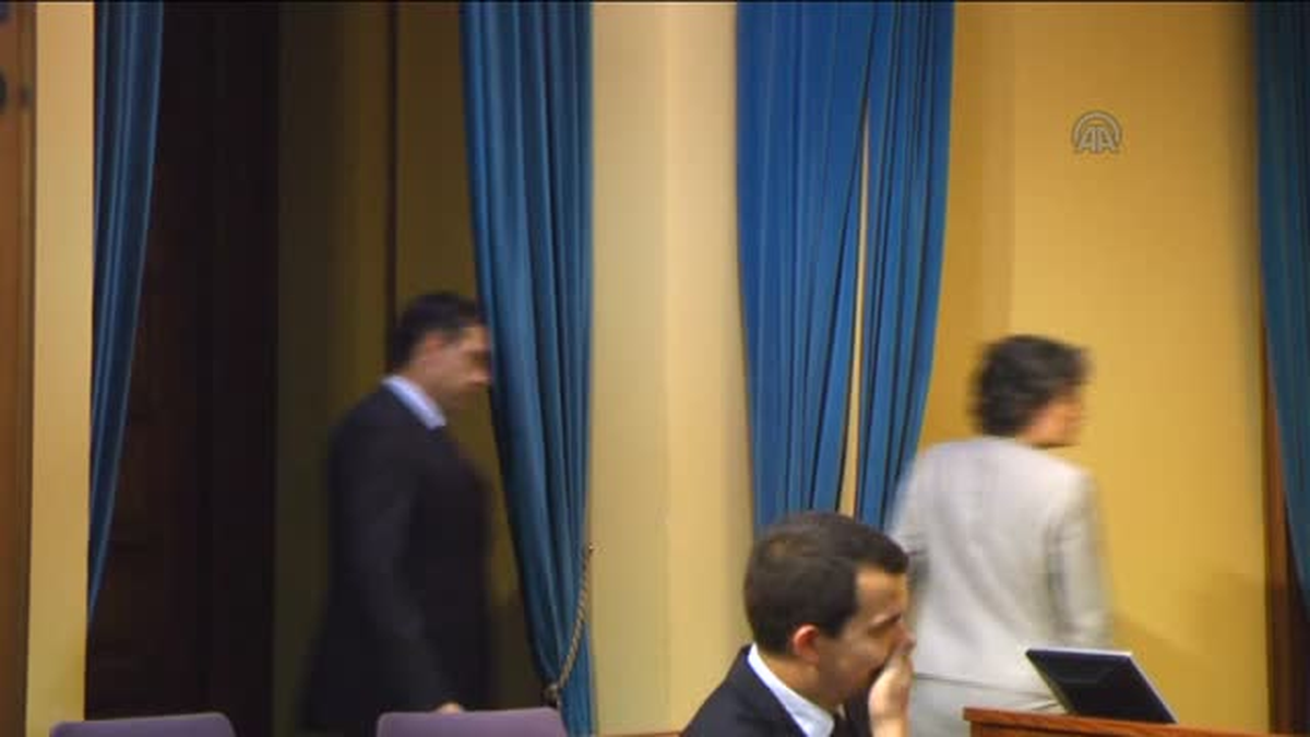 Sırbistan Maliye Bakanı Krstiç\'in istifası -