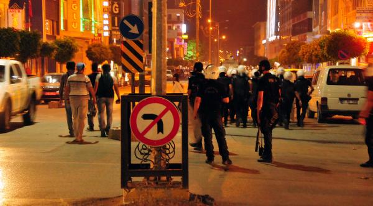 Van\'da Işid Protestosunda Olaylar Çıktı