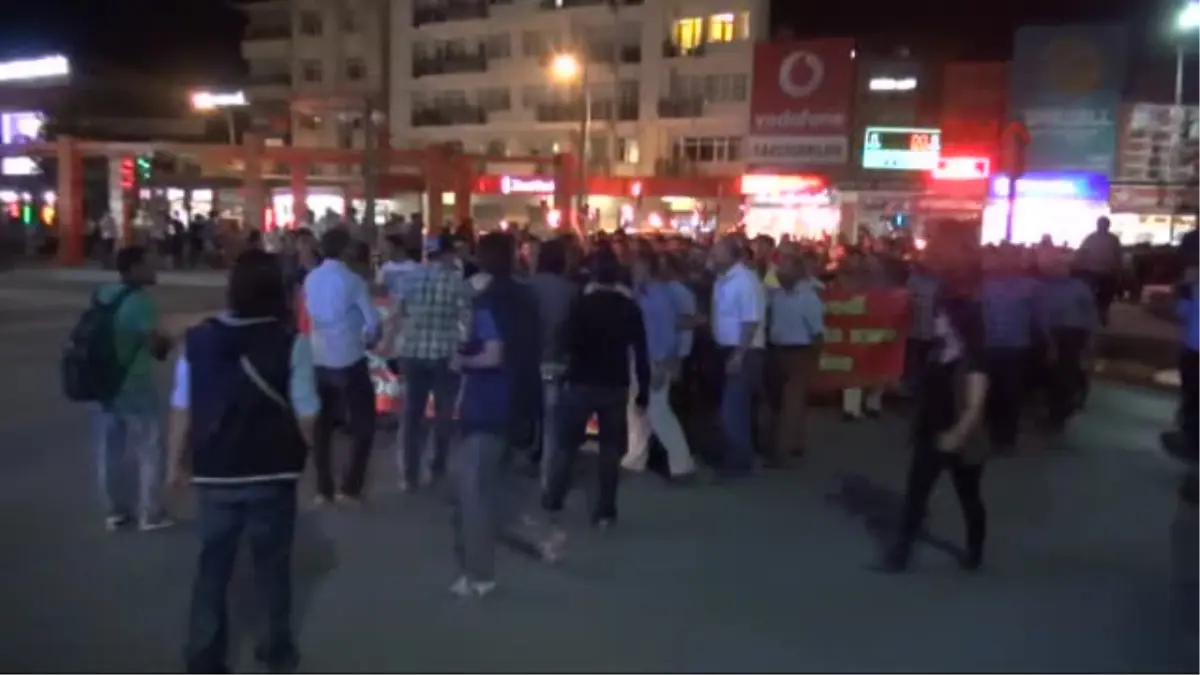 Van\'da Işid Protestosunda Olaylar Çıktı