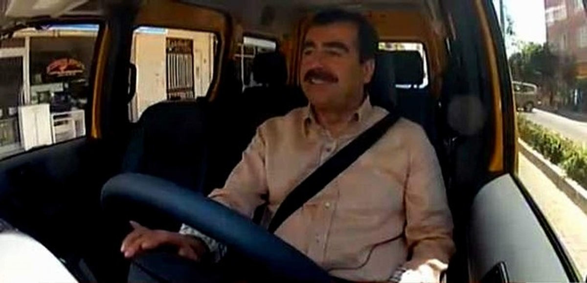 AK Parti\'li Erdem Taksici Oldu