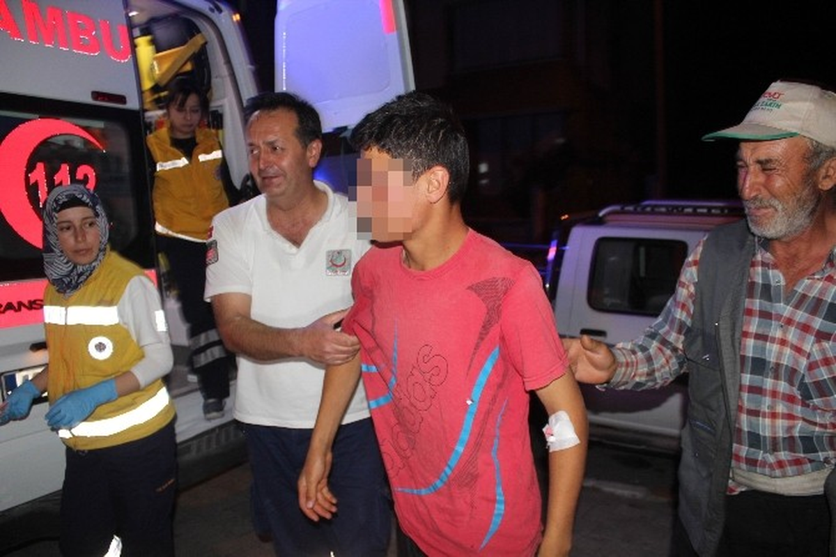 Akrebin Soktuğu Çocuğun Babasından Gözyaşı
