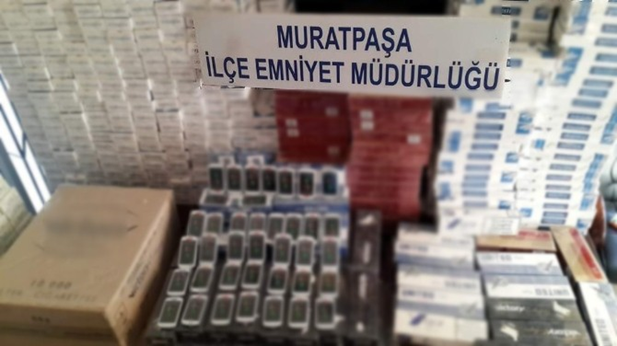 Antalya\'da 11 Ayrı Suçun Şüphelileri Yakalandı