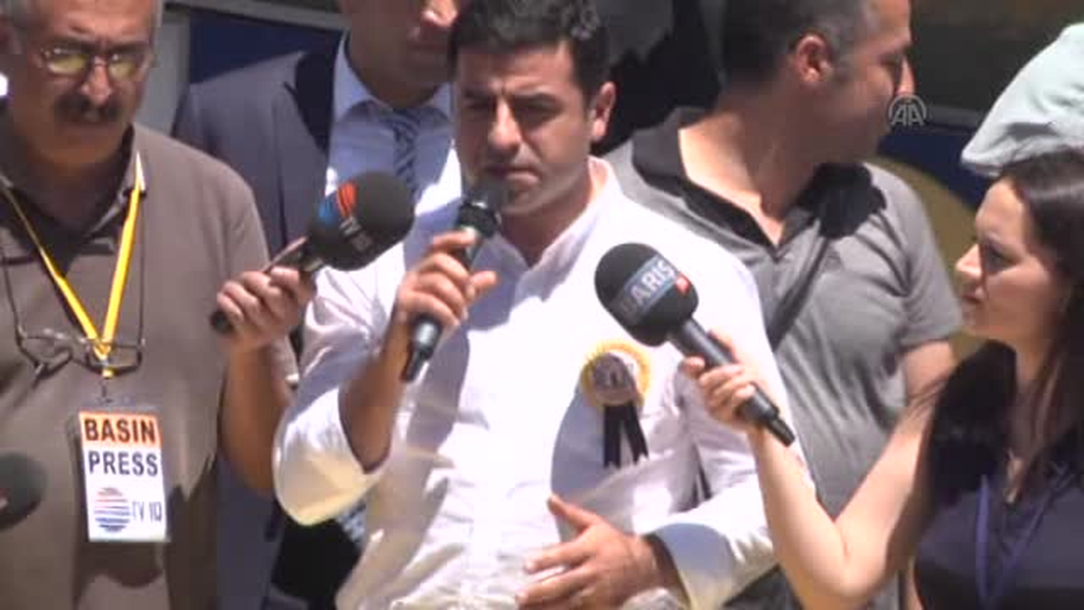 Cumhurbaşkanı Adayı ve Hdp Eş Genel Başkanı Demirtaş Açıklaması
