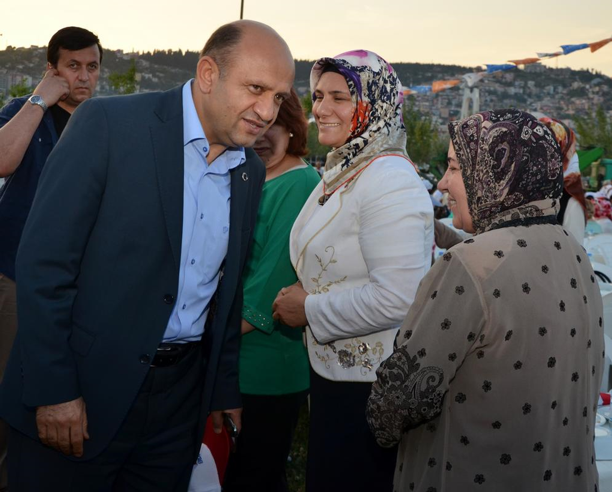 Bilim, Sanayi ve Teknololi Bakanı Işık, Kocaeli\'de Açıklaması