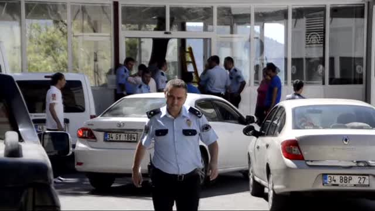 Bodrum\'da bıçaklı kavga -
