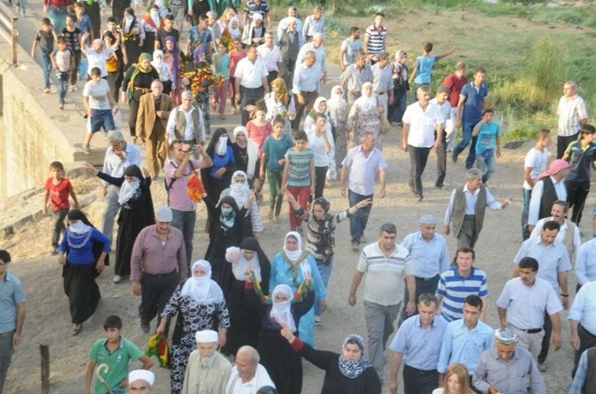 Cizre\'de Suriye Sınırında Nöbet Çadırı Kuruldu