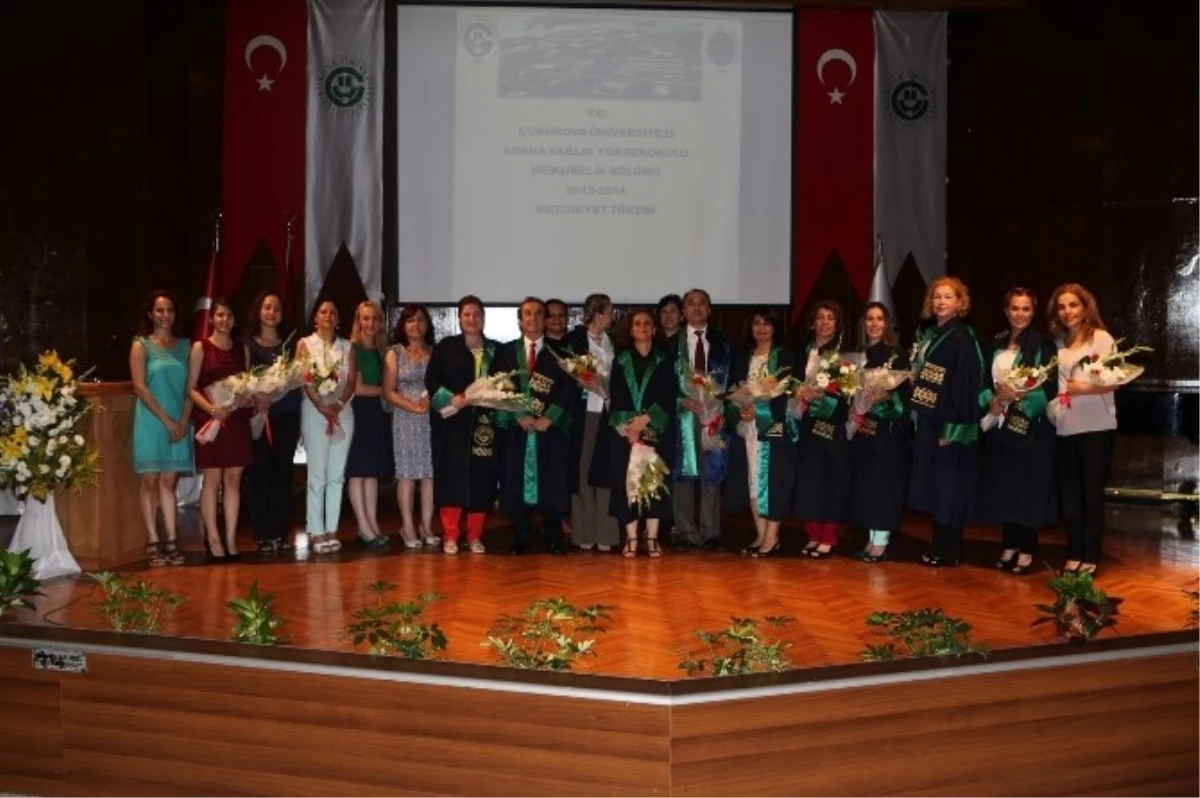 Çü Adana Sağlık Yüksekokulu 153 Ebe ve Hemşireyi Mezun Etti