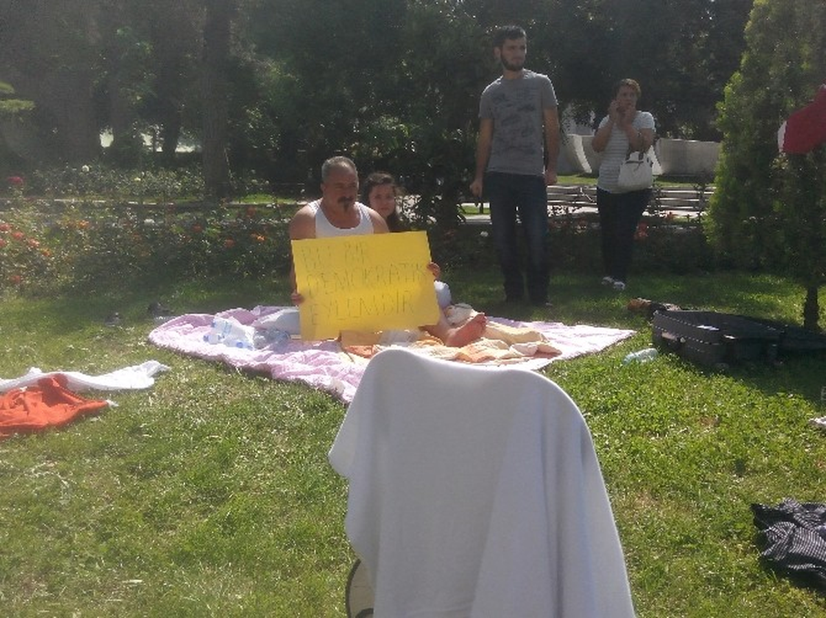 Isparta\'da Evini Çocuk Parkına Taşıdı