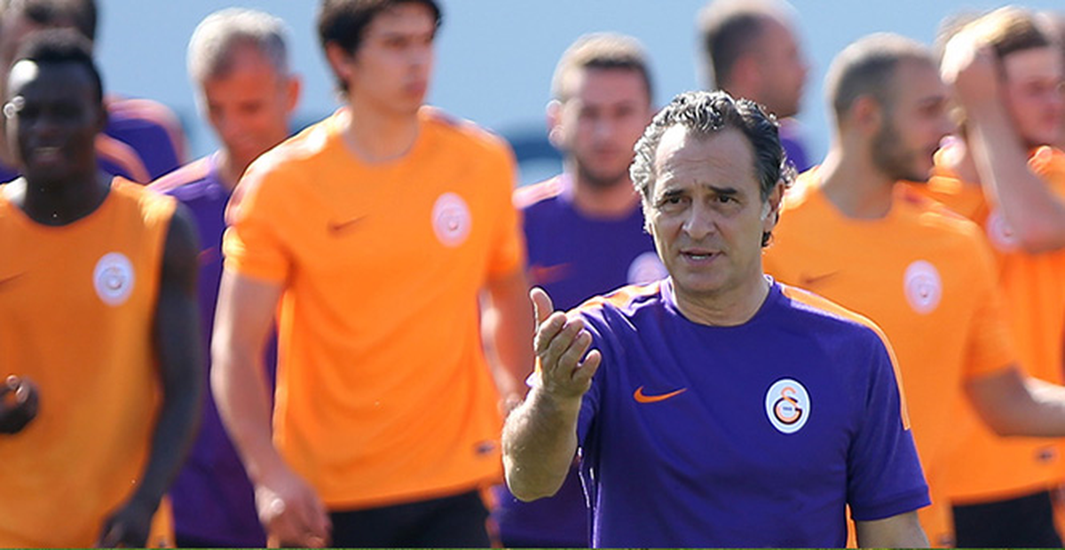 Galatasaray\'ın Kamp Kadrosu Belli Oldu