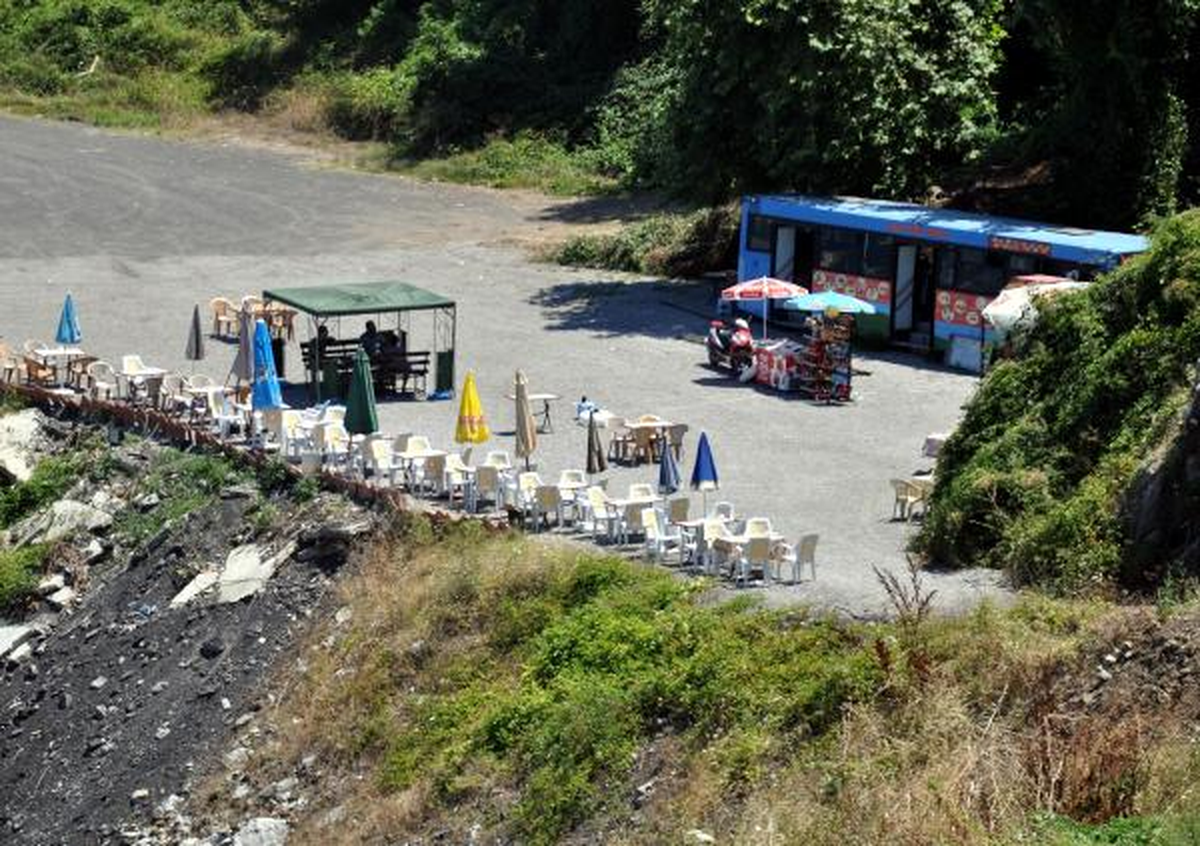Gazi\'nin Otobüs Köftecisi