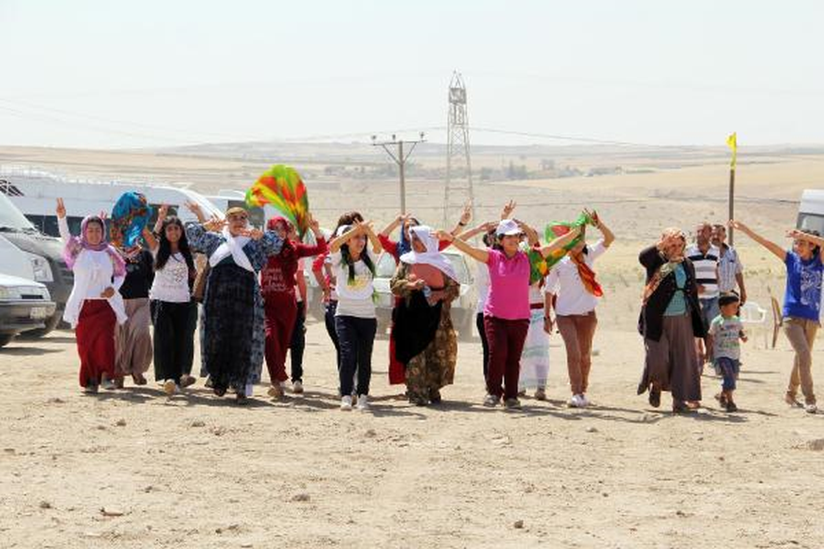 Hdp\'li Ayhan: Işid Şanlıurfa\'yı Karagah Olarak Kullanıyor