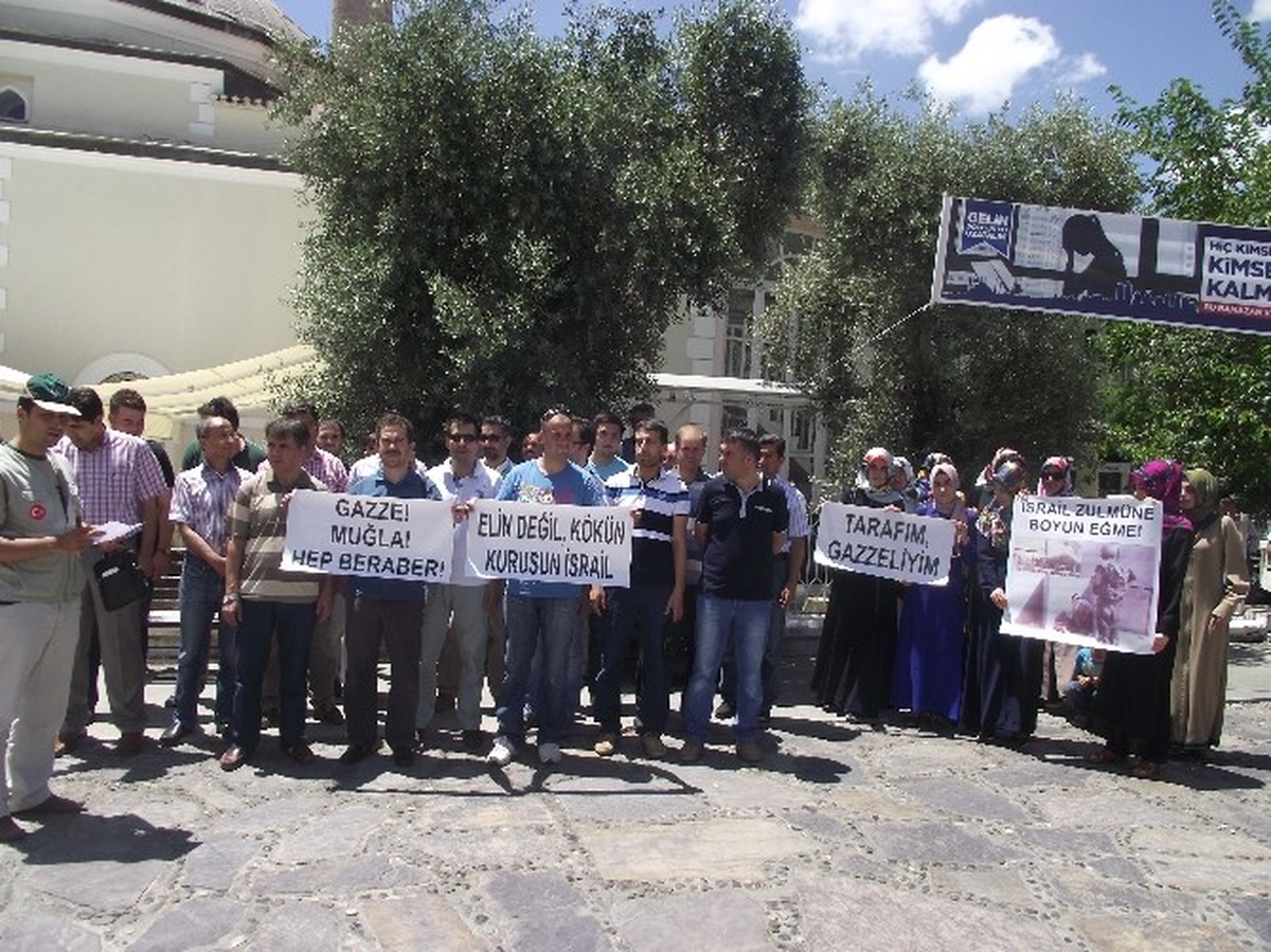 İhh Öncülüğünde İsrali\'i Kınama