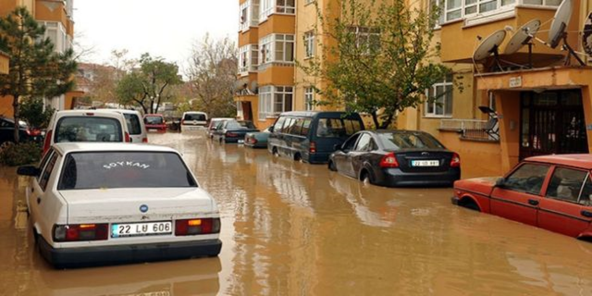Kars\'ta Sel: 1 Ölü