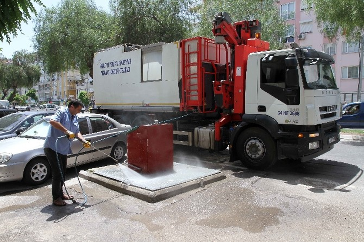 Karşıyaka\'da Temizlik Devrimi