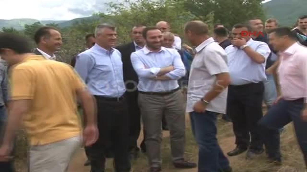 Kosova Başbakanı Taçi, Çiftçilerle Çalıştı