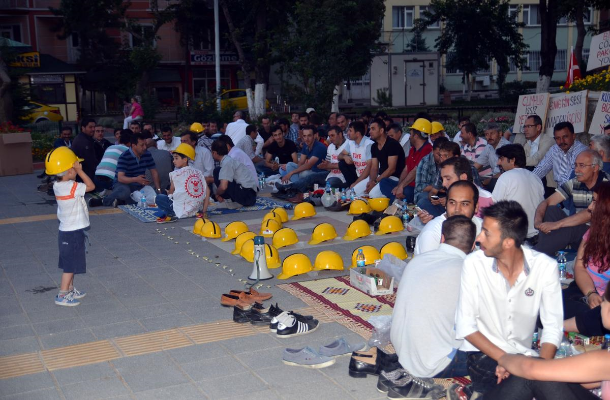 Kütahya\'daki Linyit İşçilerinin Eylemleri