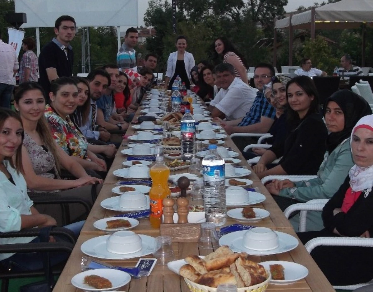 Konya\'da Sağlık Çalışanları İftarda Buluştu