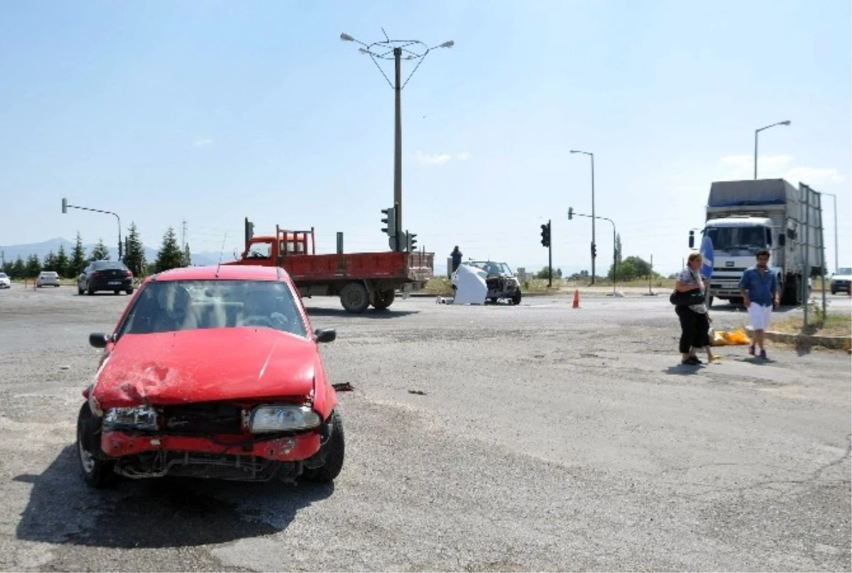 Seydişehir\'de Trafik Kazası: 4 Yaralı
