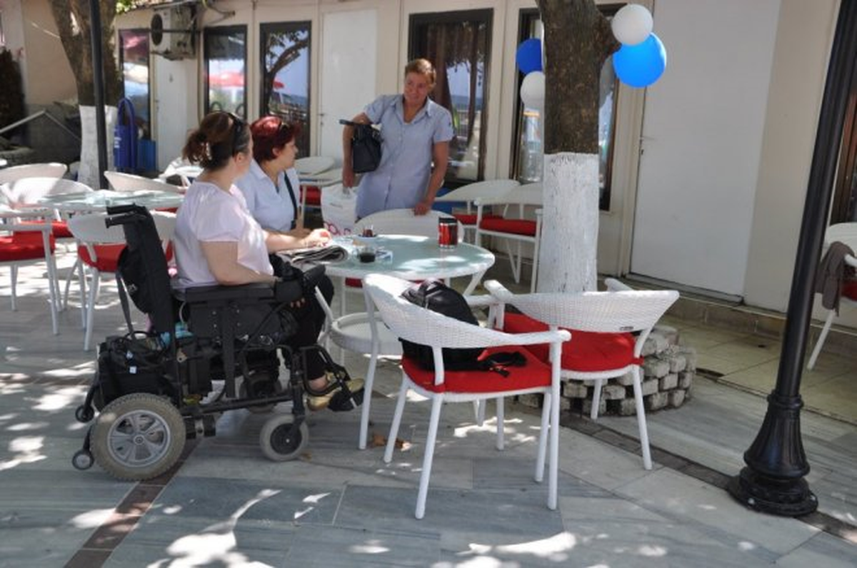 Tekirdağ\'da, "Engelli Çay Bahçesi" Açıldı