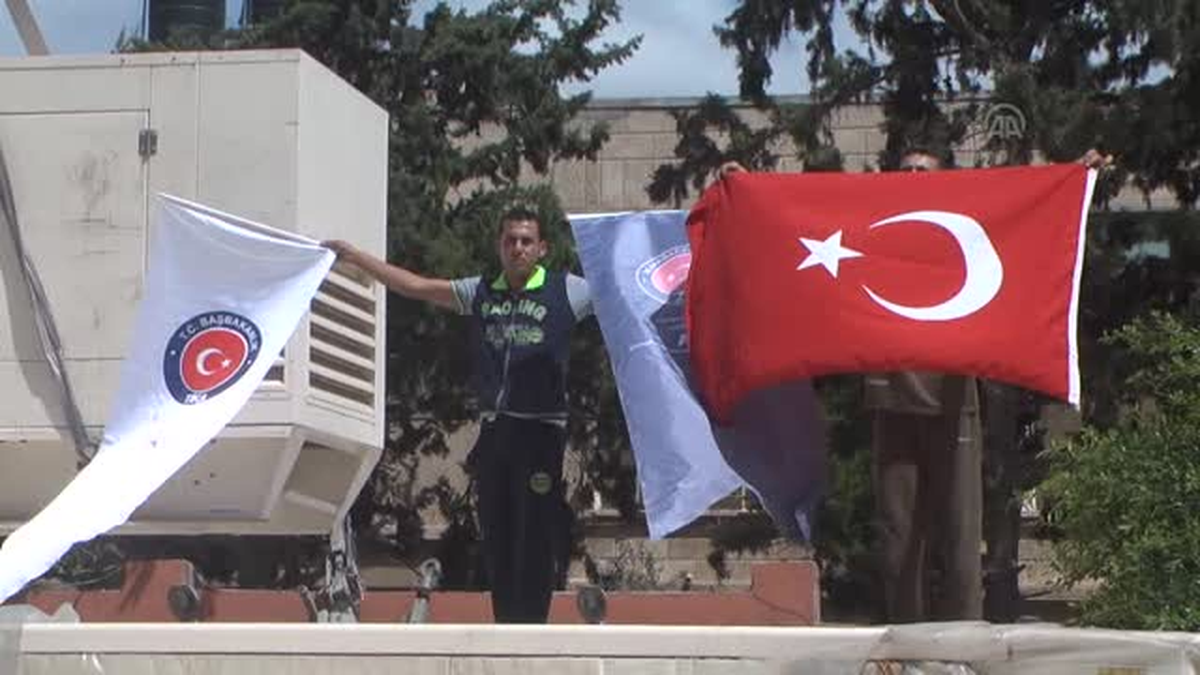 TİKA ve Deniz Feneri Derneği Gazze\'ye yardım eli uzattı -