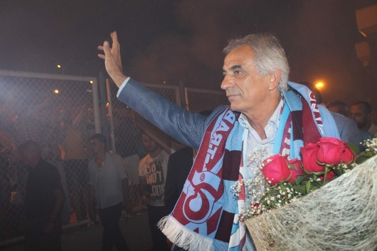 Trabzonspor Vahid Halilhodzic\'i Borsaya Bildirdi