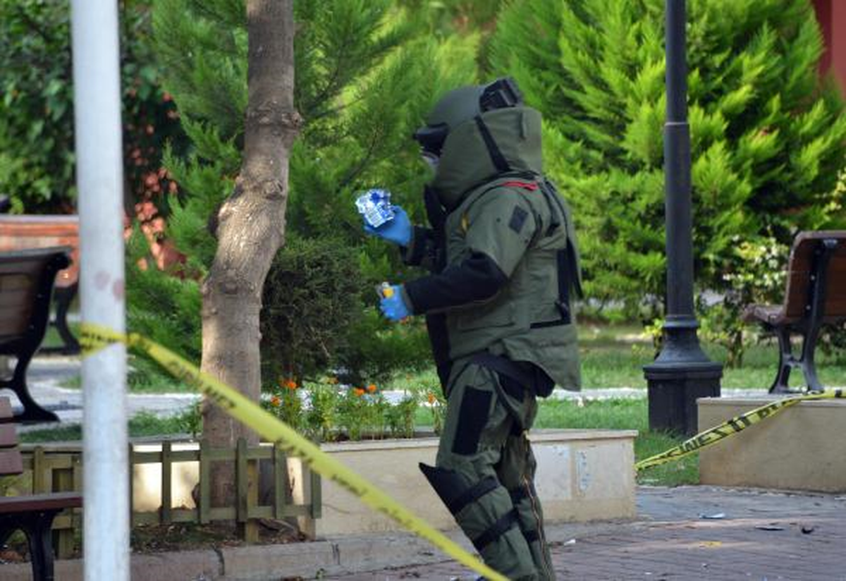 Unutkan Diş Teknisyeni Bomba Paniği Yaşattı