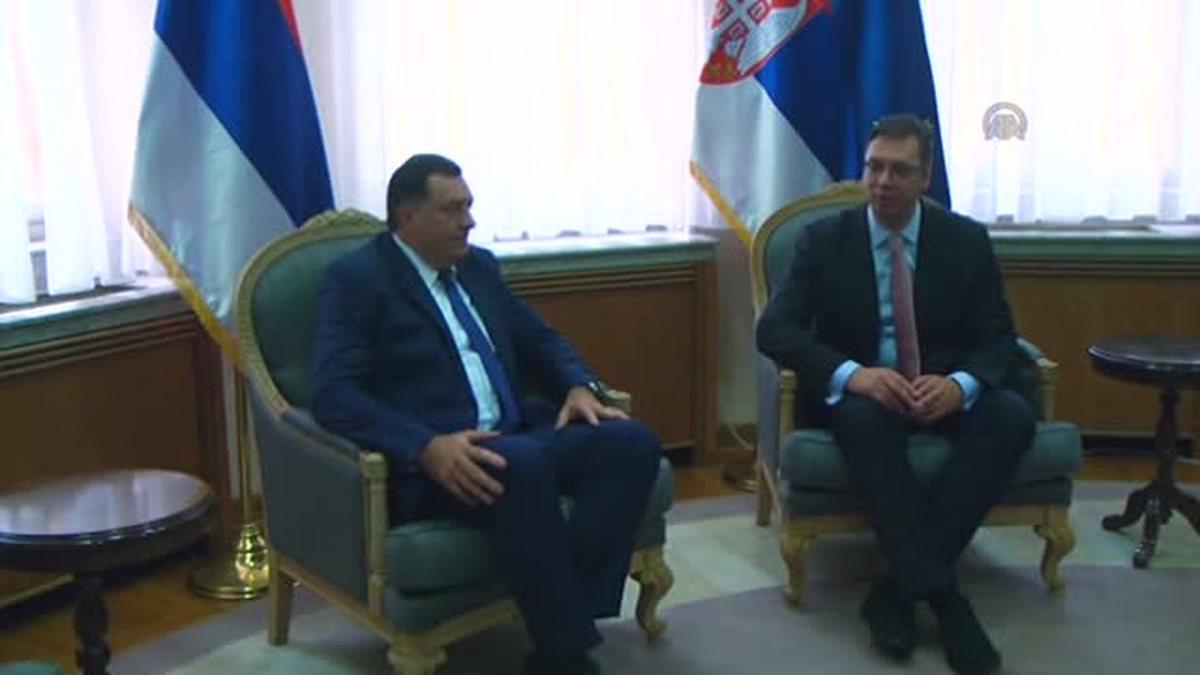 Vuçiç, Bosnalı Sırp lider Dodik\'le görüştü -