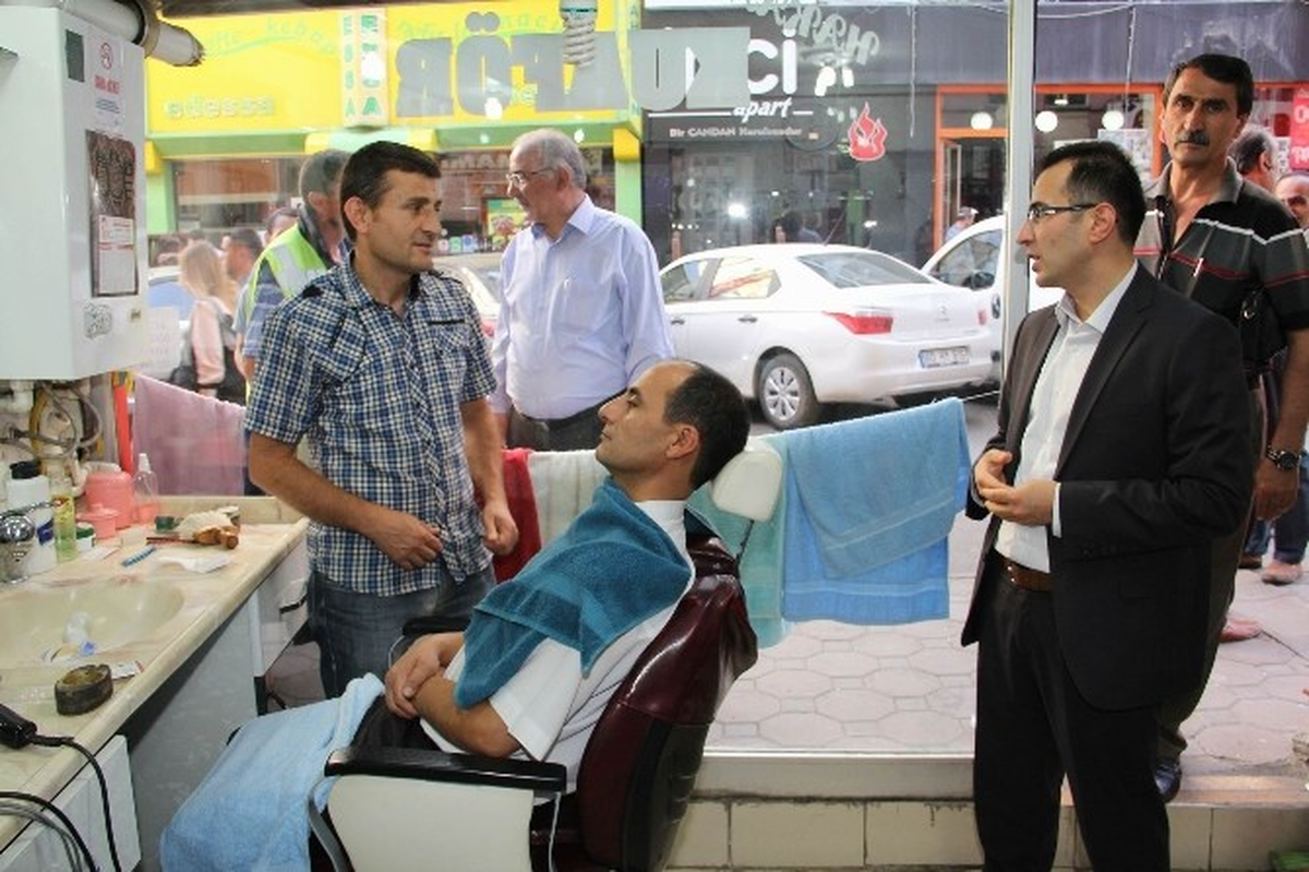 AK Parti Merkez İlçe Başkanı Kuzu Esnafları Ziyaret Etti