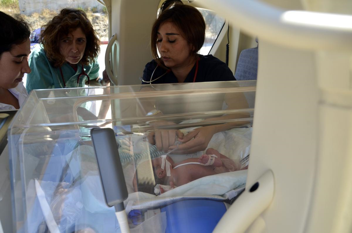 Ambulans Helikopter, Prematüre Bebek İçin Havalandı