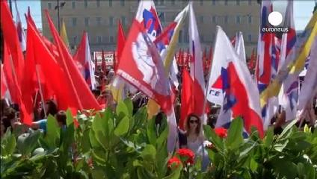 Yunanistan\'da İşten Çıkarmalar Protesto Edildi