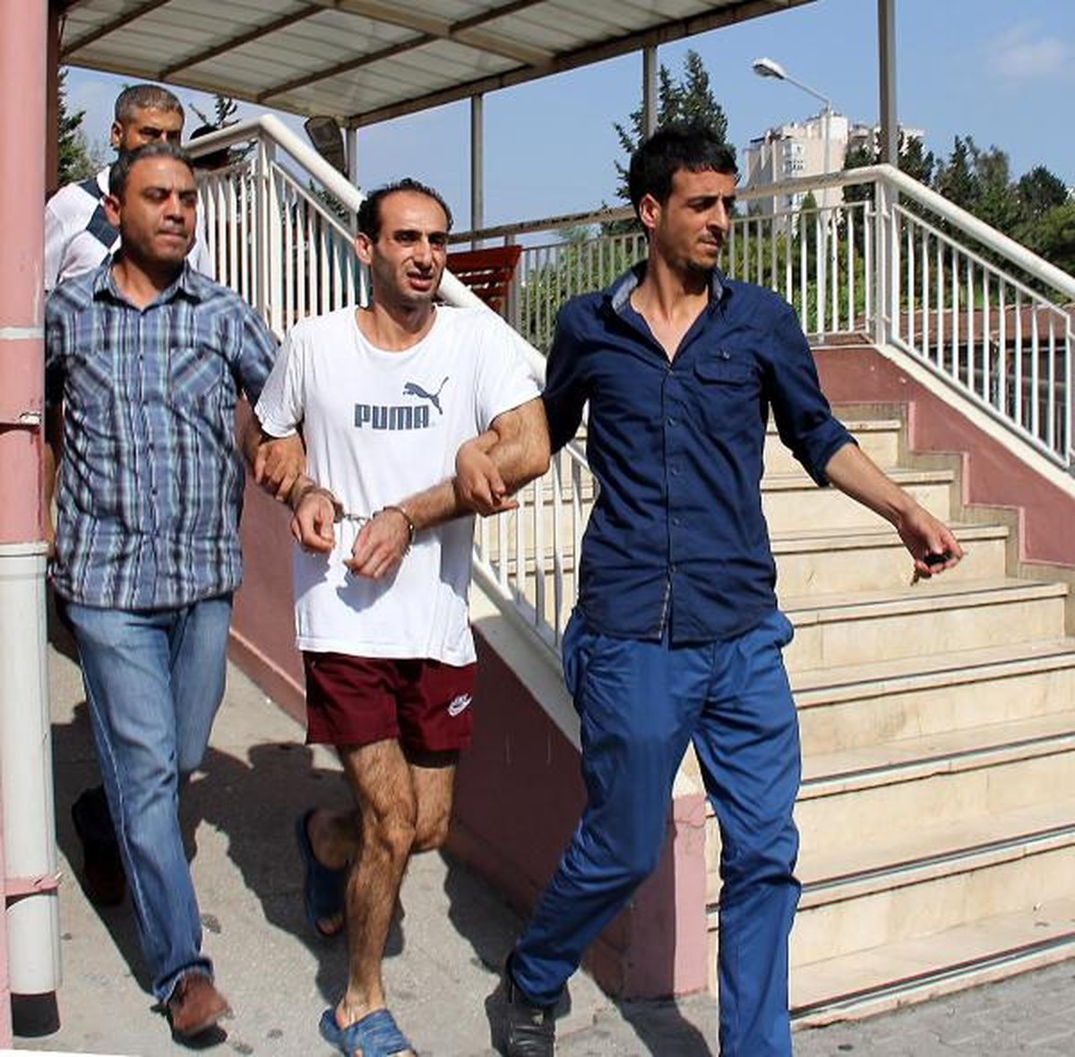 Adana\'da Şizofreni Hastası Adam Babasını Öldürdü