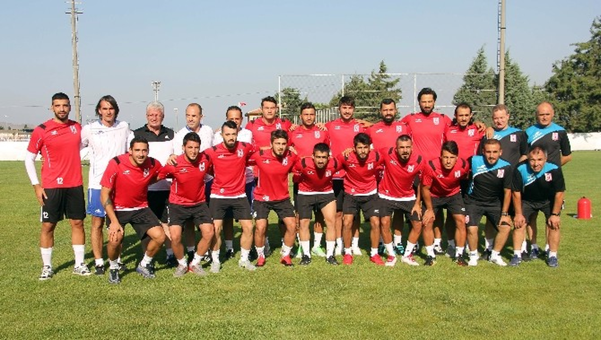Balıkesirspor Kamp İçin Bolu\'ya Gitti