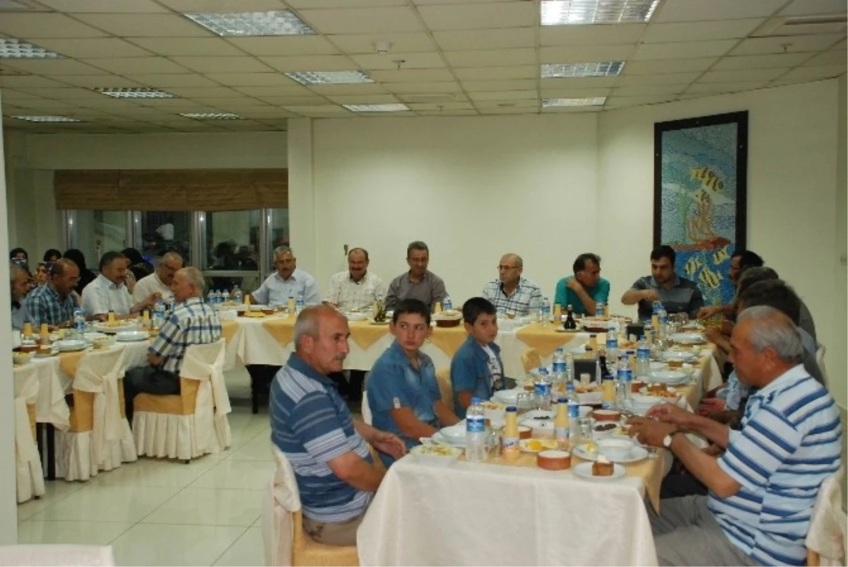 Başkan Hançerli, Muhtarlarla İftarda Buluştu