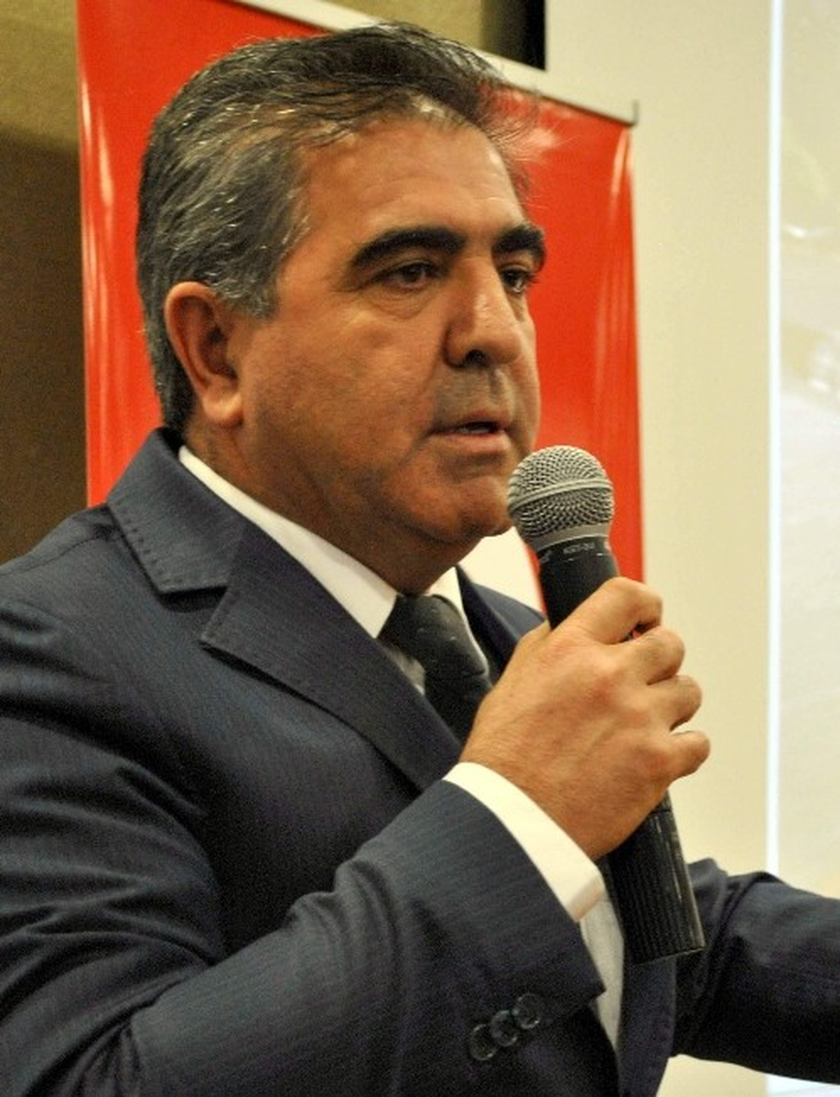 Amasya Belediye Başkanı Özdemir\'den Su Tasarrufu Çağrısı