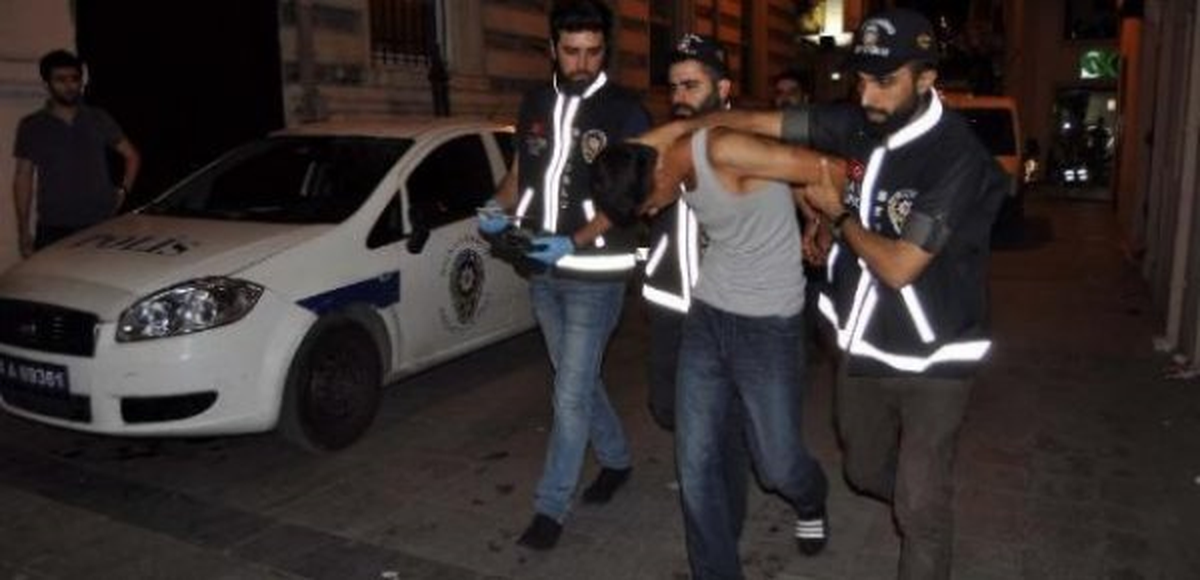 Beyoğlu Polisi Metruk Bir Binada 50 Gram Bonzai Ele Geçirdi
