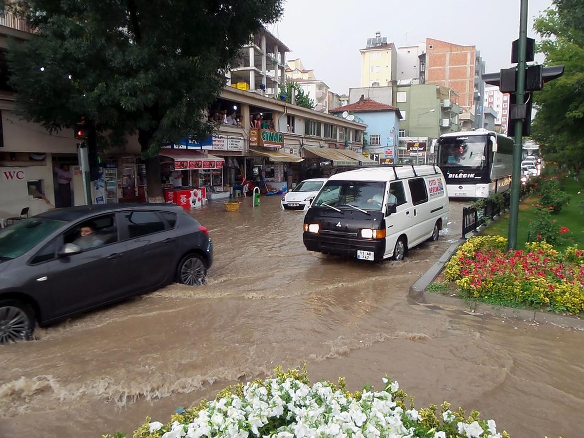 Bilecik\'te Sağanak