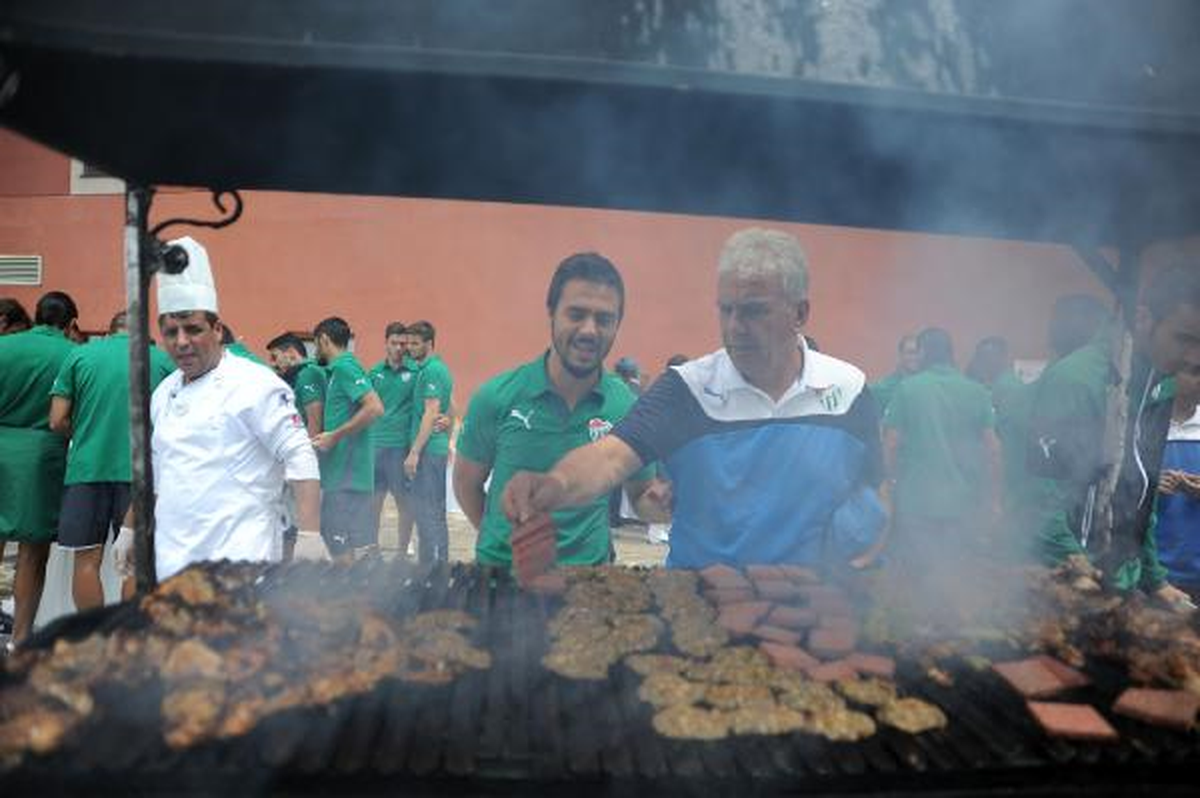 Bursaspor\'un Zirvede Mangal Keyfi