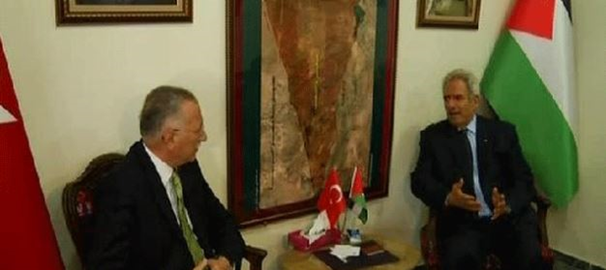 İhsanoğlu Filistin Büyükelçiliğini Ziyaret Etti