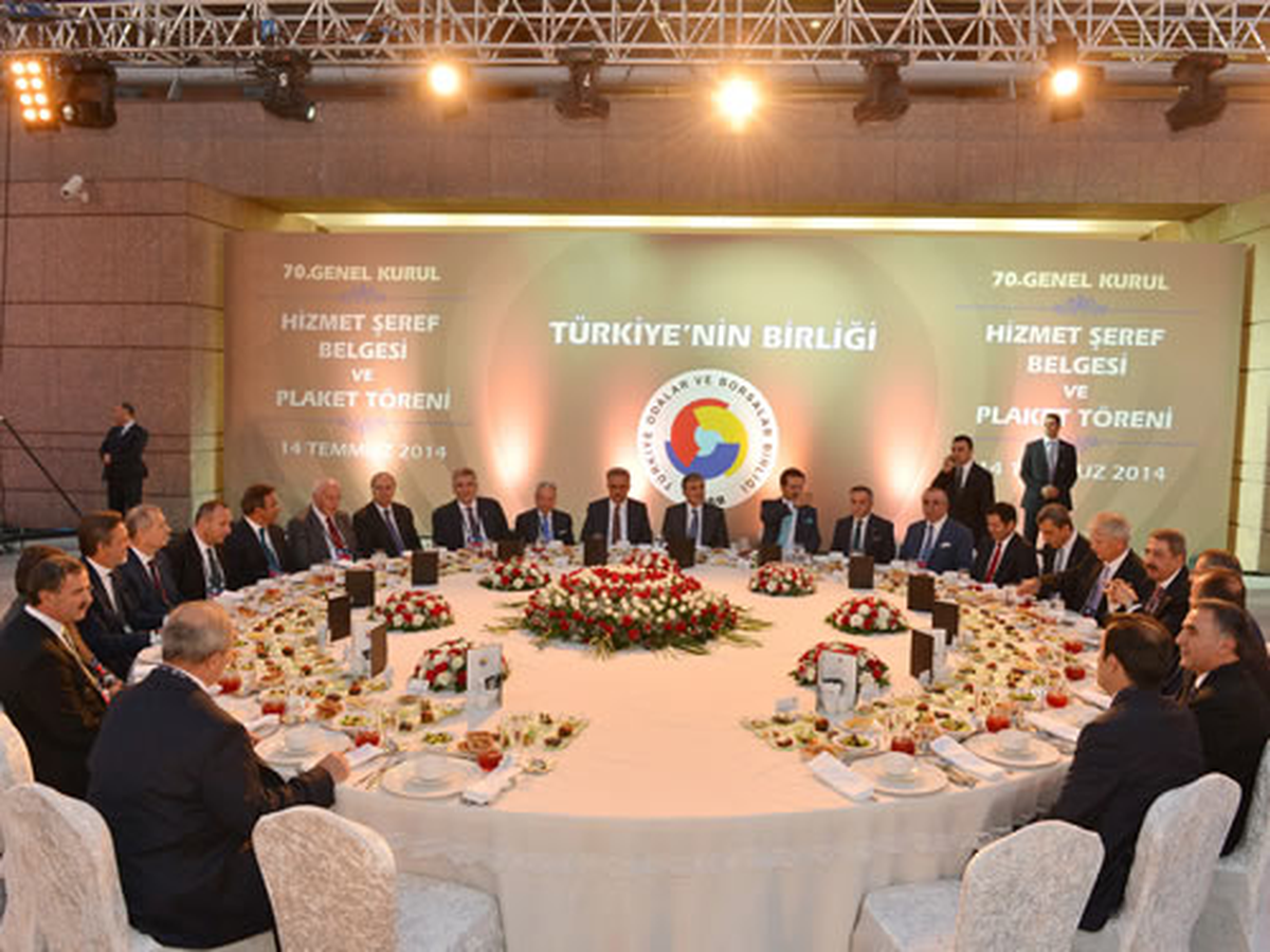 Cumhurbaşkanı Gül TOBB\'un İftarına Katıldı