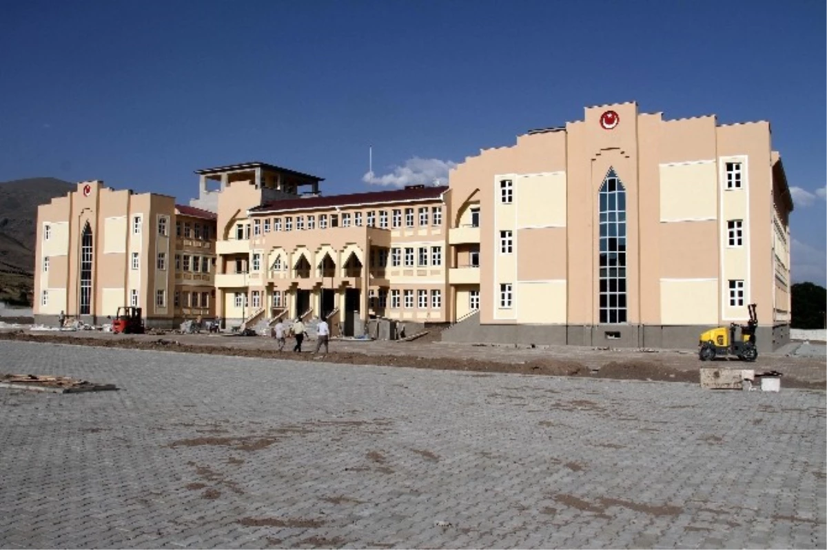 Depremde Yıkılan Öğretmen Lisesi, Anadolu Lisesi Olacak