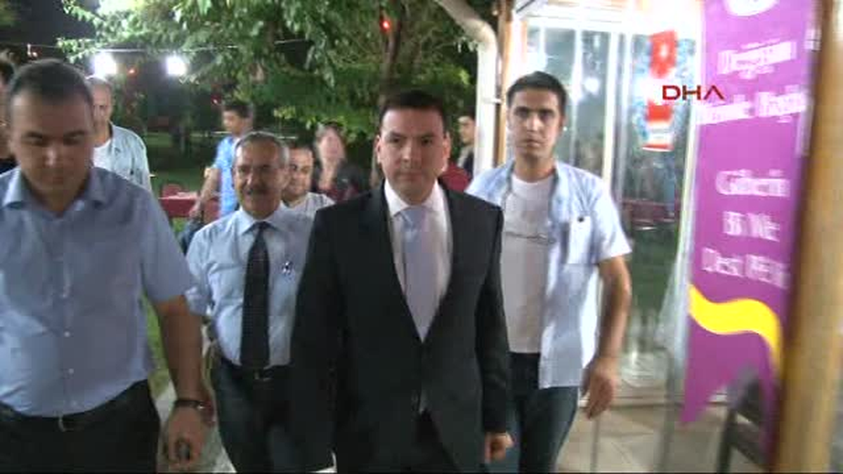 Diyarbakır\'da ABD Konsolosluğu\'nun İftar Çadırına Saldırıp Yıktılar" Haberine Ek